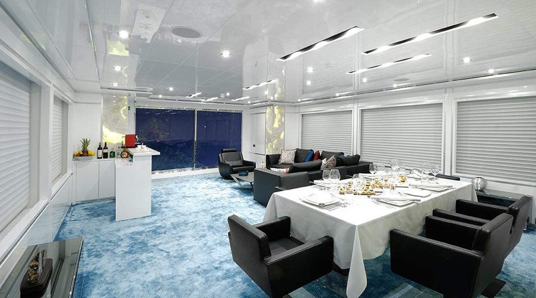 Motoryacht-Serenitas_11