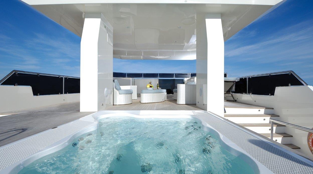 Motoryacht-Serenitas_25