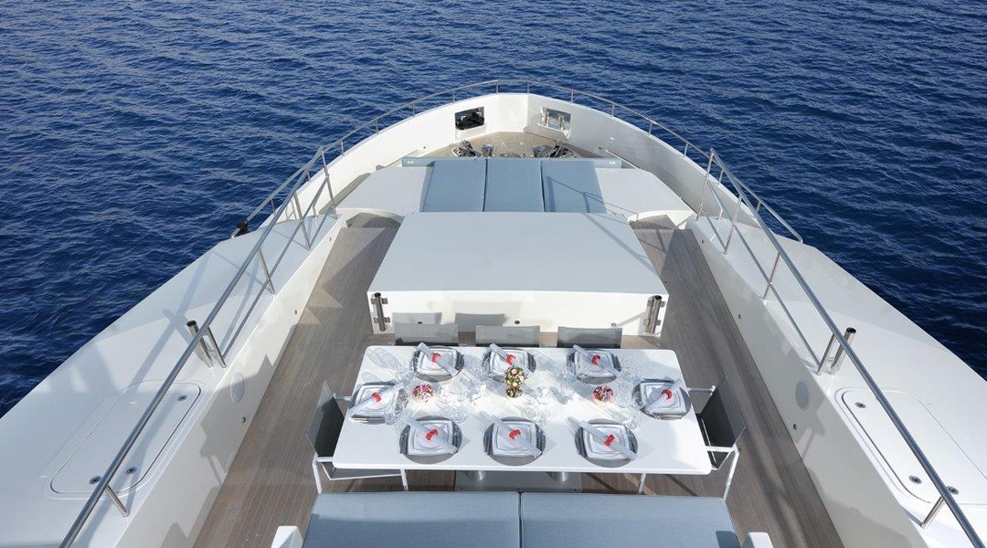 Motoryacht-Serenitas_5