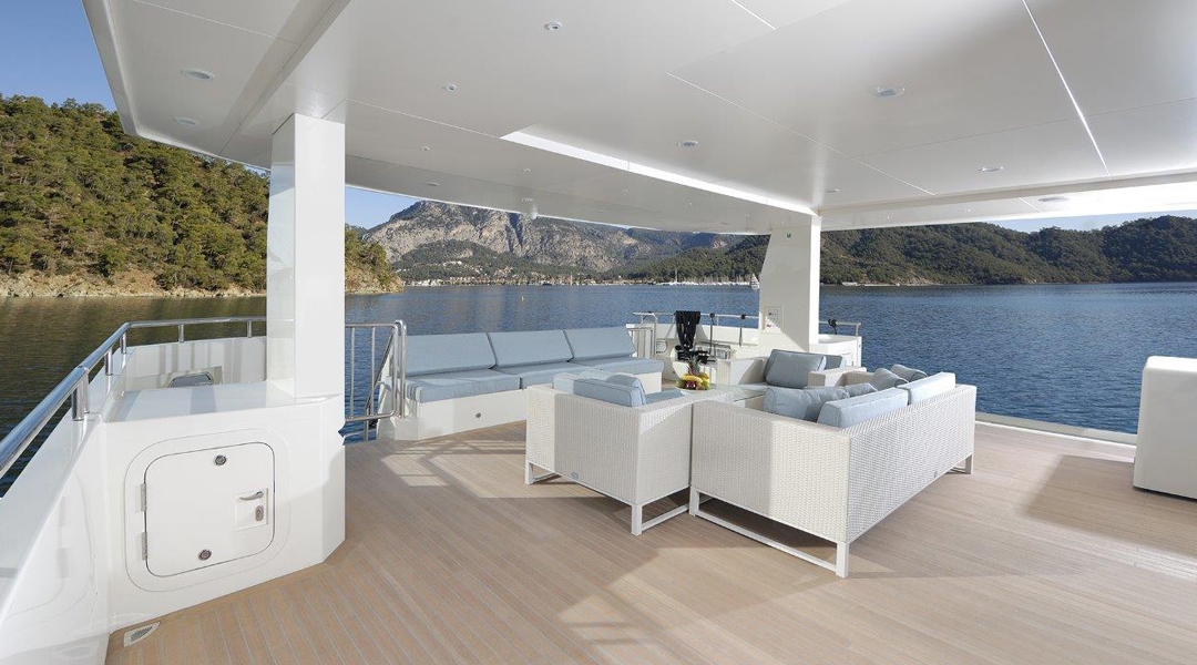 Motoryacht-Serenitas_7