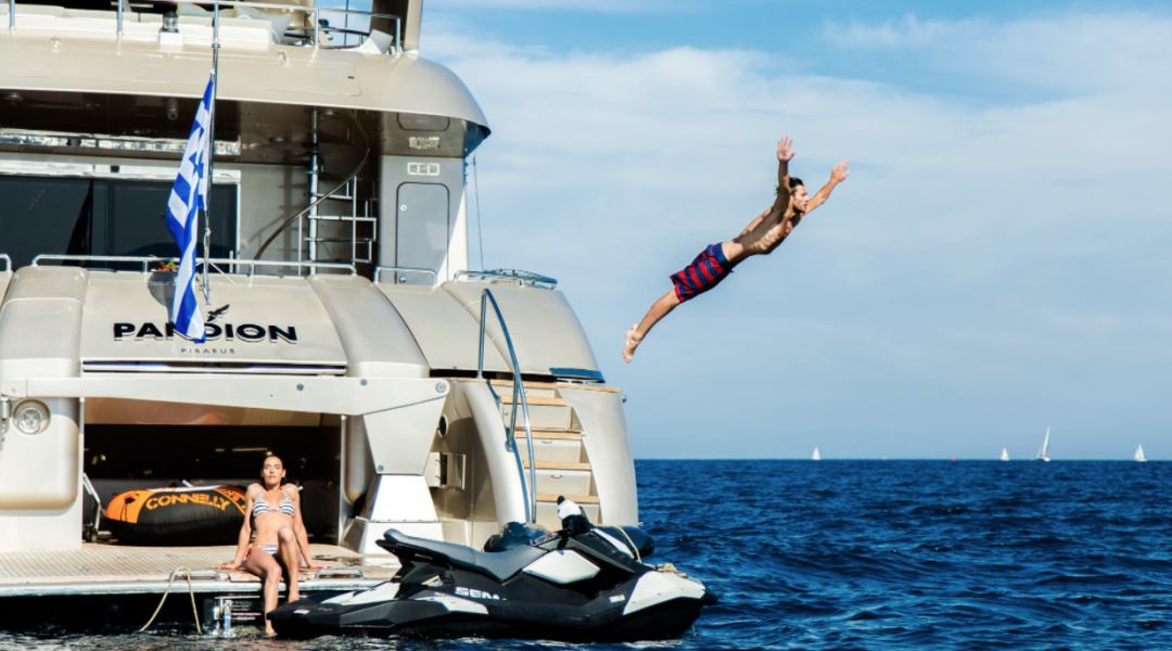 Durukos Motoryacht in Greece Pandion_23
