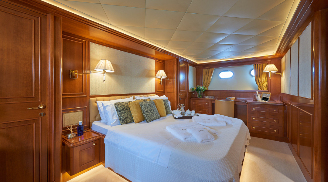 Feretti yacht Imagine in Croatia_14
