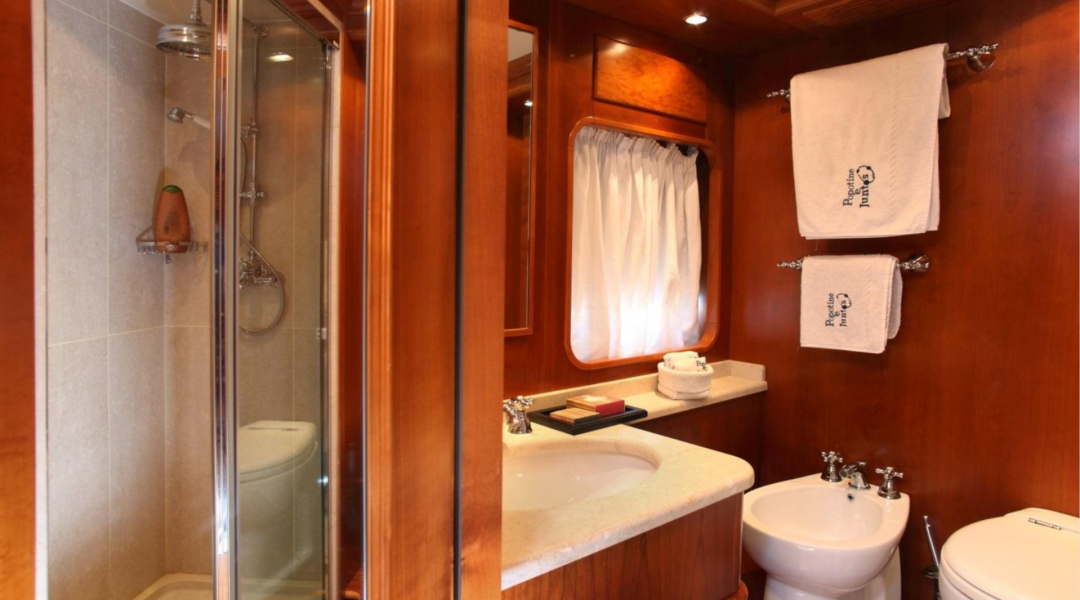 Durukos Yachts in Italy Popotine_20