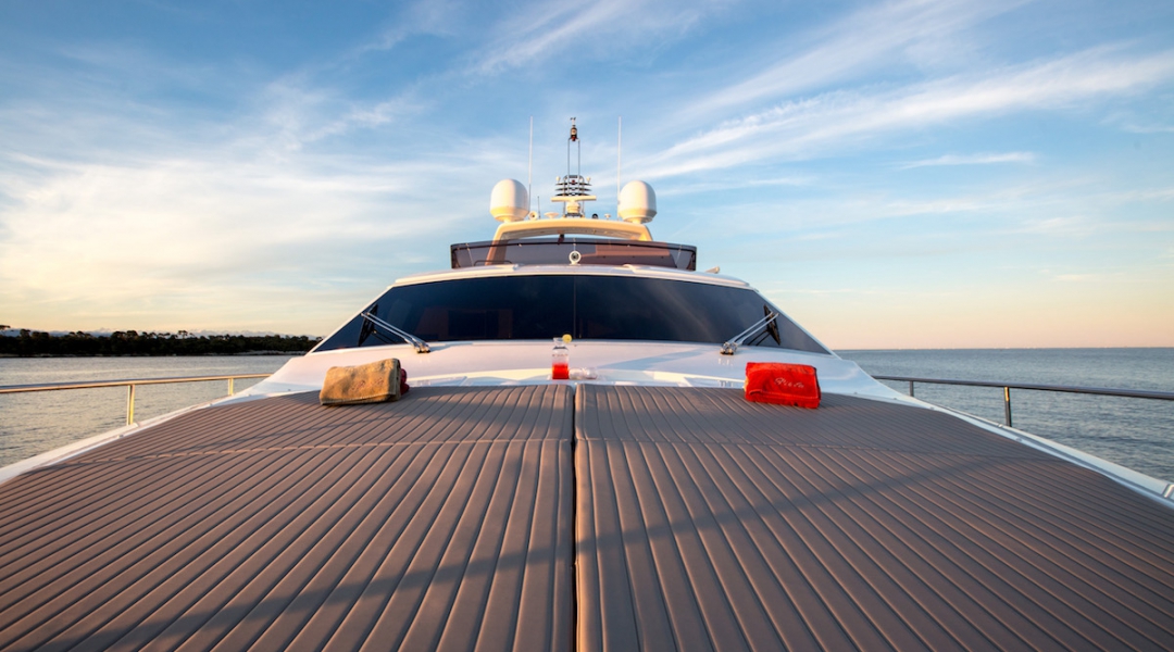 Motor Yacht in Greece Piola_20